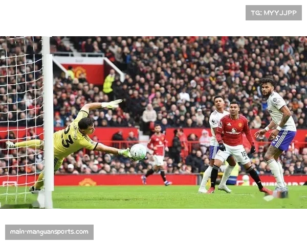 阿斯顿维拉后卫孔萨欧联头球破门 攻防两端均有稳定发挥